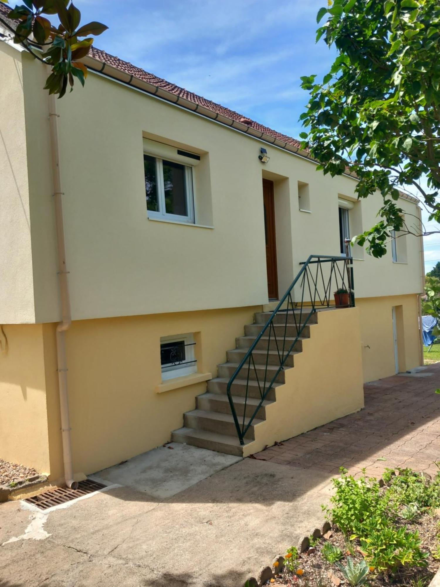 Les Cyclamens 1 Apartamento Cosne-sur-Loire Exterior foto